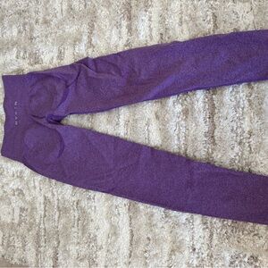 NVGTN Vibrant Purple Active Seamless Leggings, like new